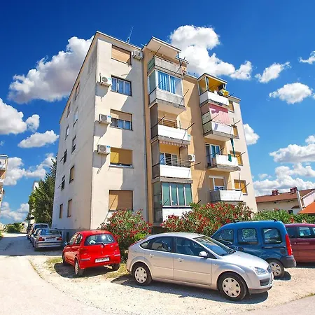 Gordana 1414 Pula